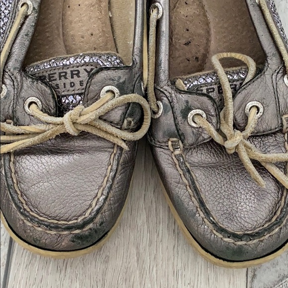 Sperry slip on shoes - Picture 2 of 8